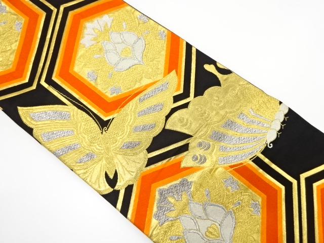 アンティーク　重ね亀甲に花・蝶模様織り出し袋帯（着用可）